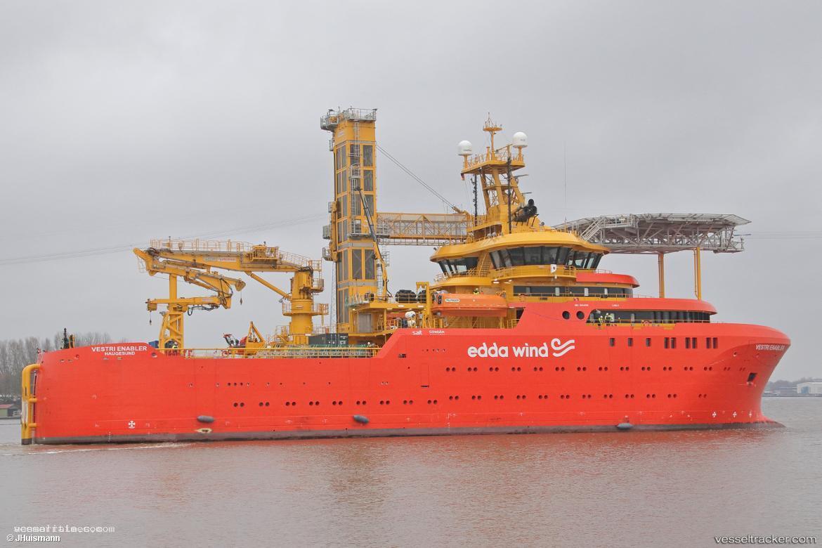 Vestri-Enabler - Work Repair Vessel vessel registered in Norway