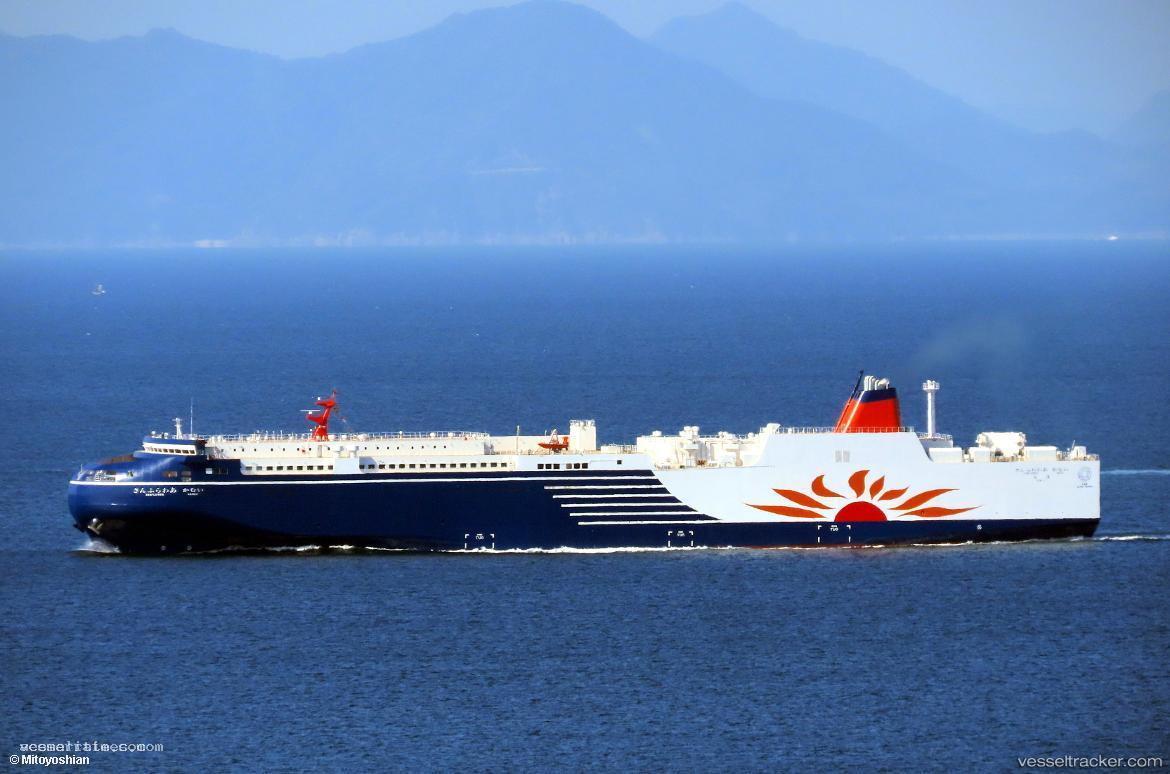 Sunflower-Kamuy - Passenger Ro Ro Cargo Ship vessel registered in Japan
