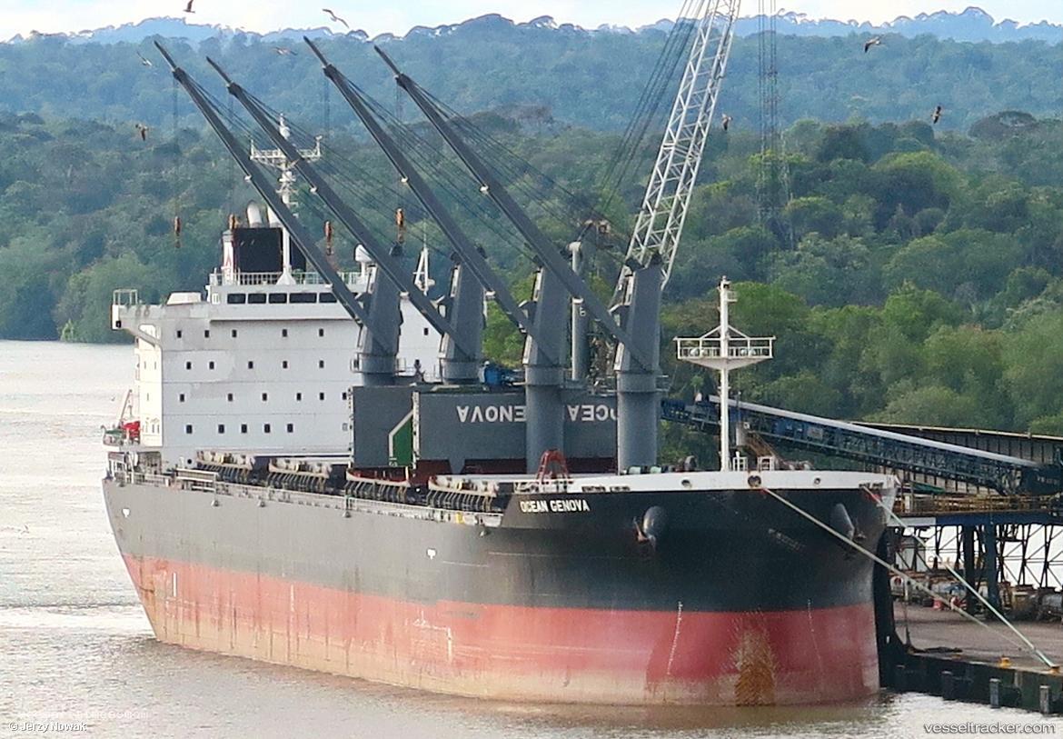 Ocean-Genova - Bulk Carrier vessel registered in Panama
