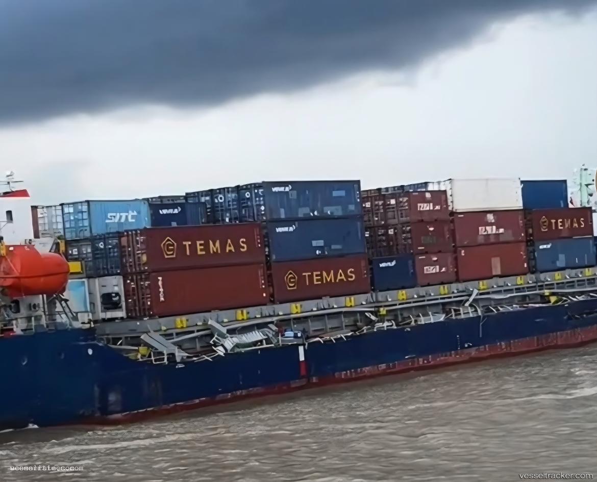 Meratus-Kolaka - General Cargo Ship vessel registered in Indonesia