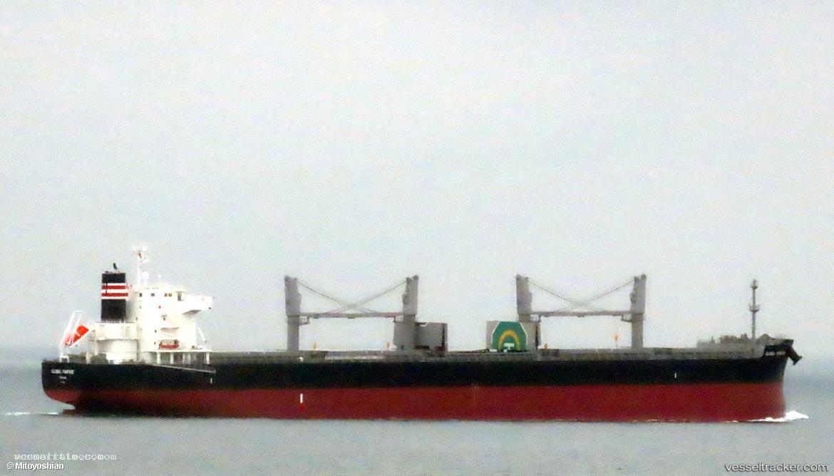 Global-Fanfare - Bulk Carrier vessel registered in Panama