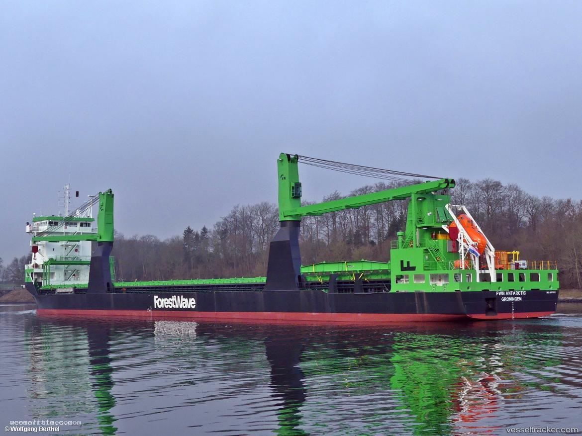 Fwn-Antarctic - General Cargo Ship vessel registered in Netherlands