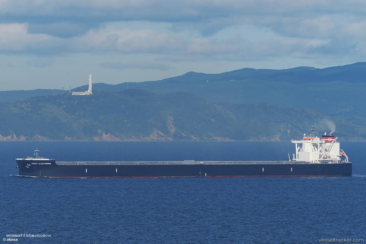 First-Albatross - Bulk Carrier vessel registered in Panama
