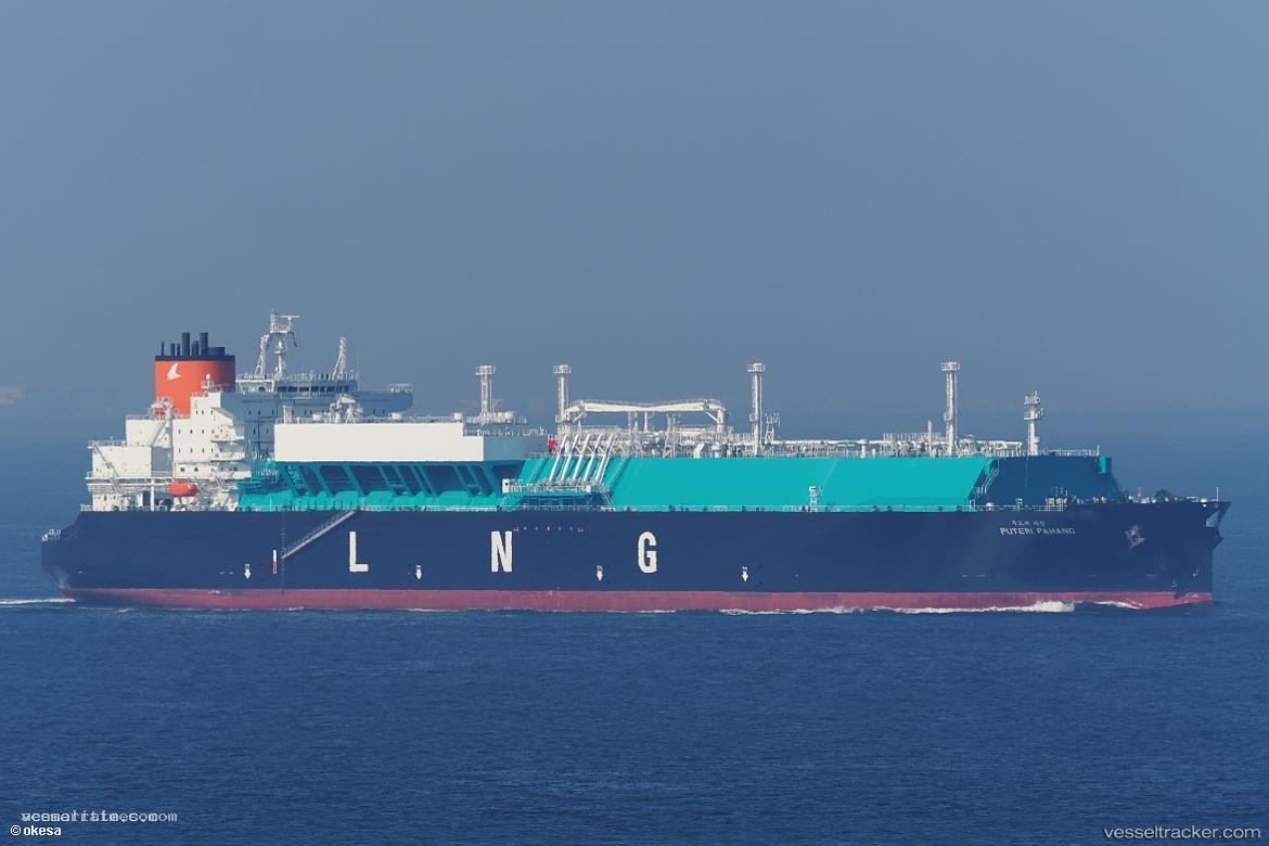 Puteri-Pahang - Lng Tanker vessel registered in Liberia
