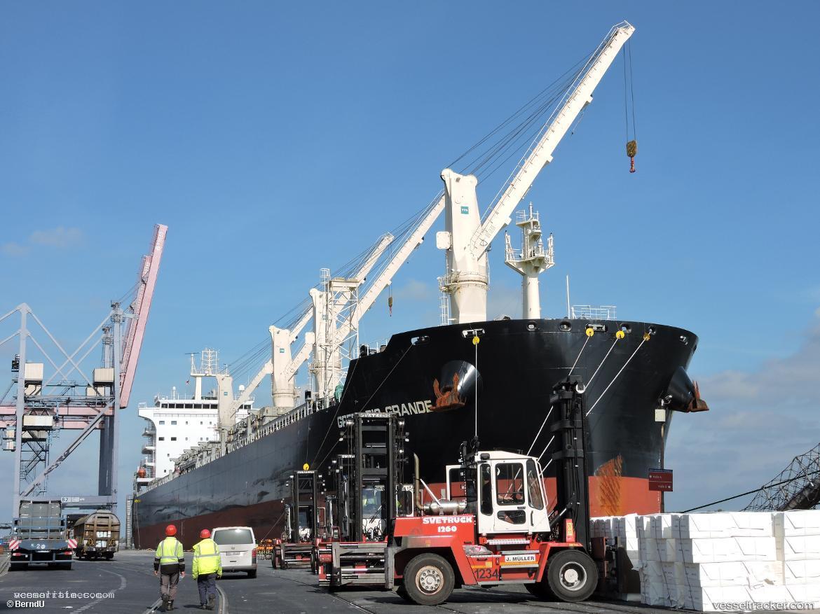 Green-Rio-Grande - General Cargo Ship vessel registered in Liberia