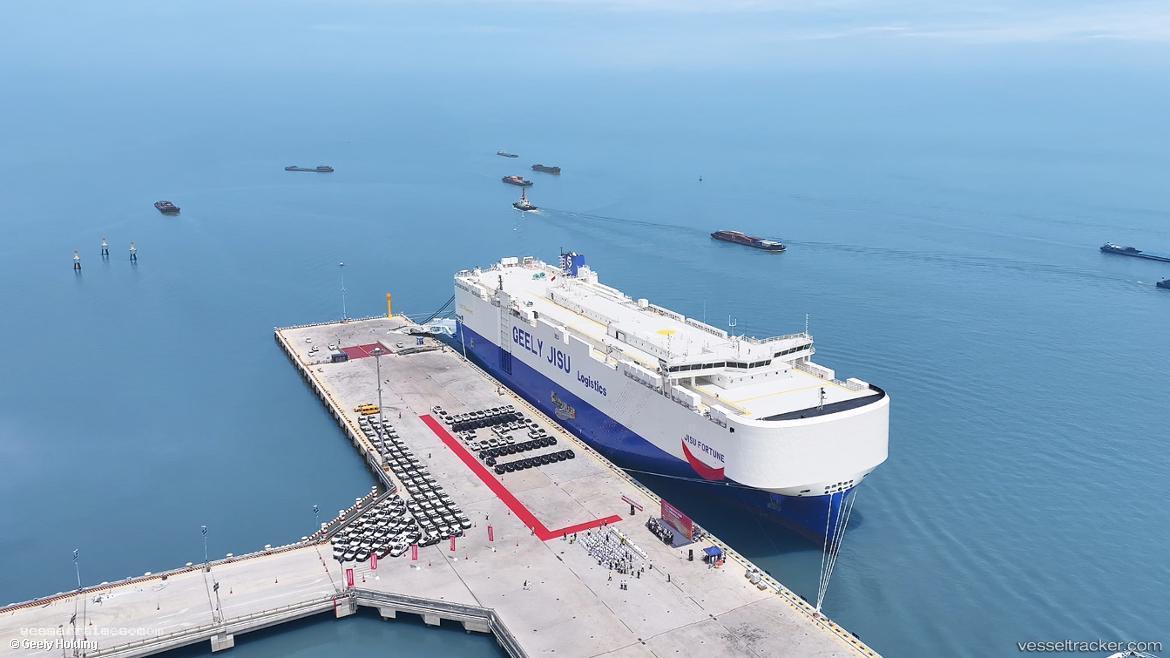 Jisu-Fortune - Vehicles Carrier vessel registered in Liberia