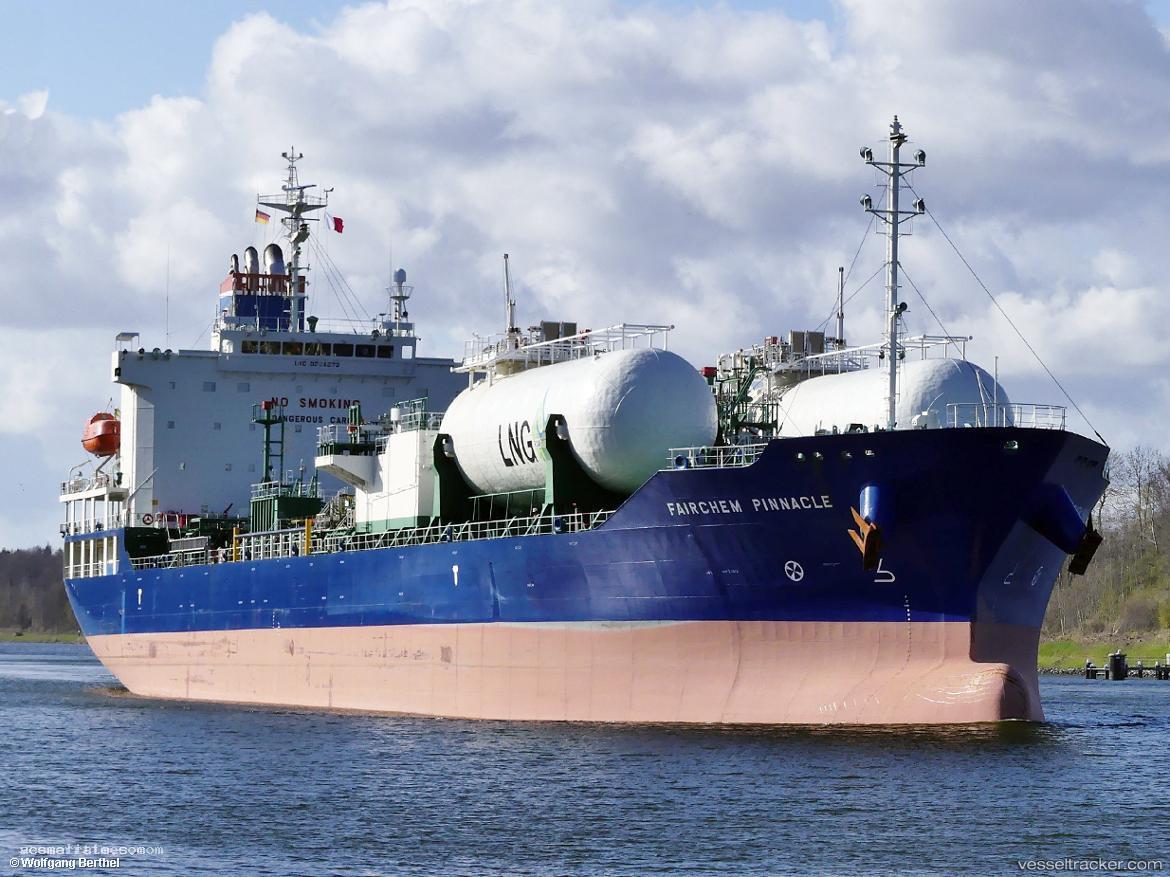 Fairchem-Pinnacle - Oil Products Tanker vessel registered in Marshall Islands