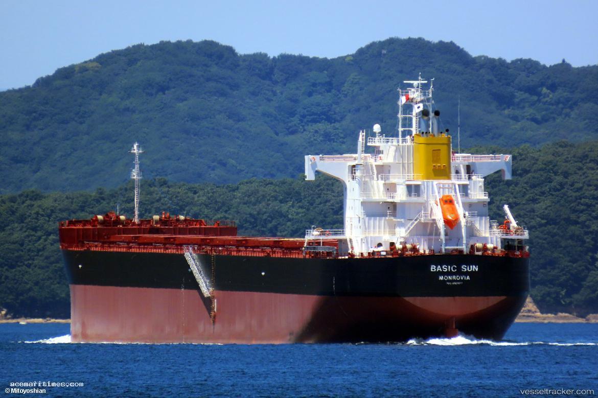 Basic-Sun - Bulk Carrier vessel registered in Liberia