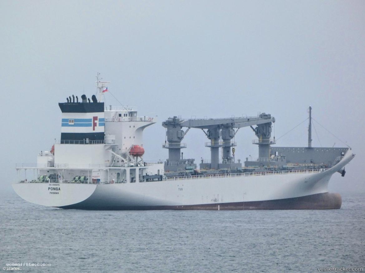 Ponga - Refrigerated Cargo Ship vessel registered in Panama