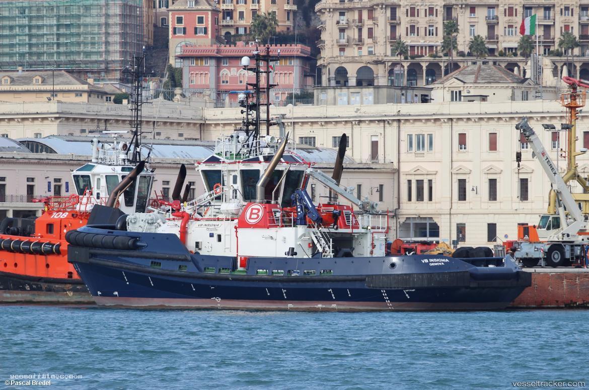 Vb-Insignia - [tug.fire_fighting_tug]