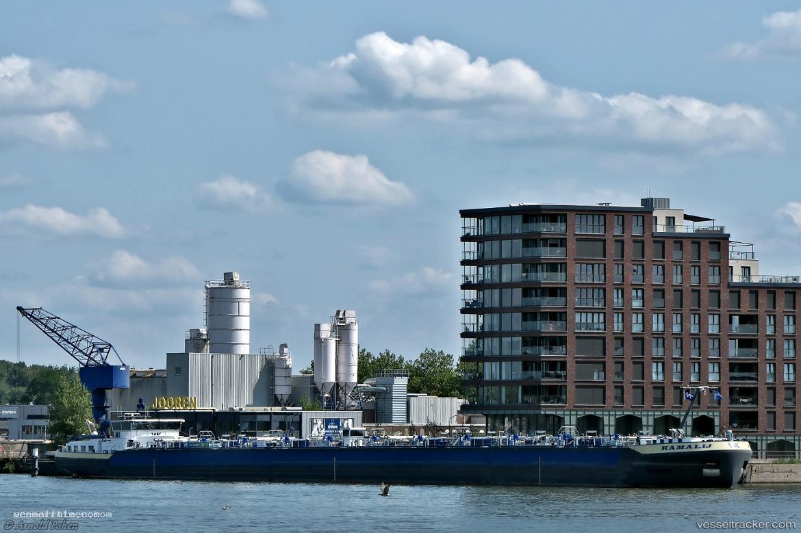 Kamalij - Other Tanker vessel registered in Netherlands
