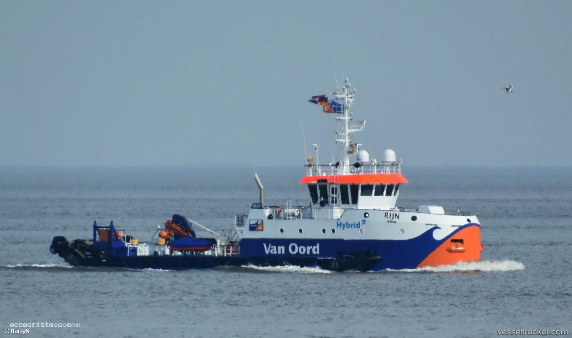 Rijn - Dredger vessel registered in Netherlands