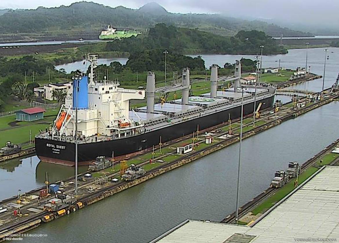 Royal-Quest - Bulk Carrier vessel registered in Panama