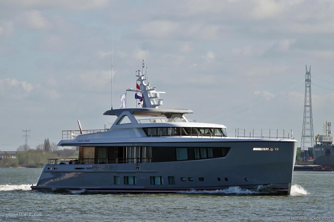 Castlefinn - Sailing Vessel vessel registered in Cayman Islands